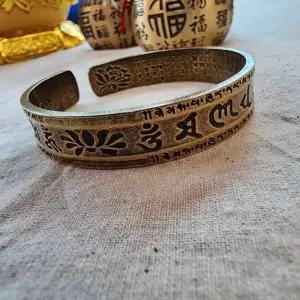 [하프클럽/]부처님 팔찌 만트라 음 탑 불교 황동 뱅글 육자진언