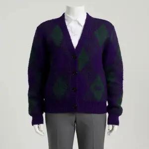 [버버리]Argyle wool cardigan 8076954 아가일 울 카디건 820071