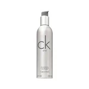 [셀러허브]캘빈클라인 CK ONE 스킨 모이스처라이저 250ml (S32899082)