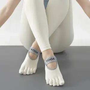 양말 요가 테스 운동 한 논슬립 홈트 실내 발가락 삭스 좋은 않는 미끄러지지 신충성