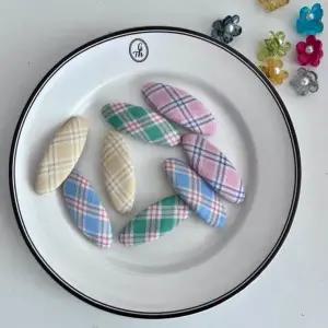 봄 화이트 헤어핀 헤어삔 레트로 행사 Y2K 똑딱삔 블