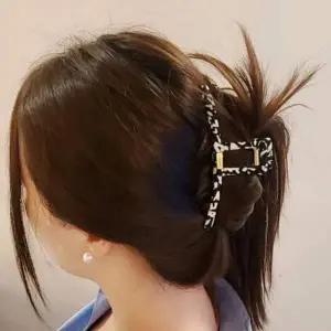 [골드스마일]호피 집게핀 레오파드 헤어핀 머리핀 올림머리