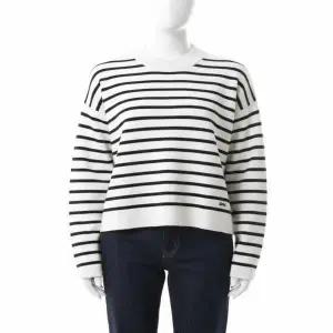 [아미]AMI 자수 크루넥 세일러 스웨터 UKS036 KN0041 194 817417