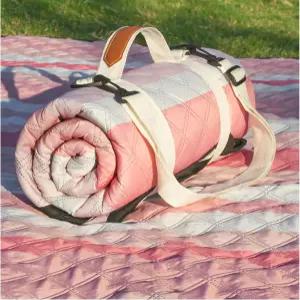 RYCHIC 방수 피크닉 담요 야외 캠핑 비치 매트 초대형 접이식 자동차 필수 로드 트립 장치 RV 액세서리