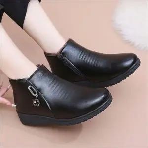 방한 기모신발 털부츠 겨울 스니커즈 중년여자 체인장식