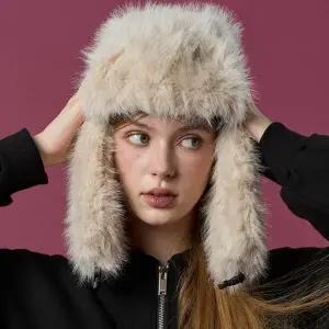 [KOLEAT]겨울 한파 따뜻 털모자 방한모 [BEIGE] 트루퍼 귀마개 ver.