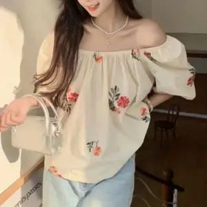 여성 오픈 숄더 소매 예쁜 꽃무늬 여리 블라우스