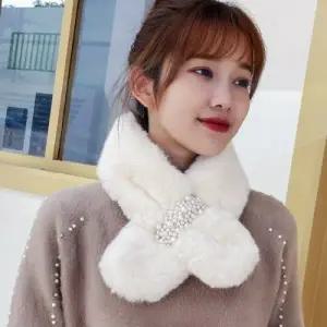 위드기프트 화사한 진주퍼 넥워머