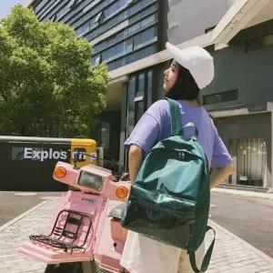 에나멜 포켓 백팩   그린 블랙 책가방 학생 합성피혁 가죽