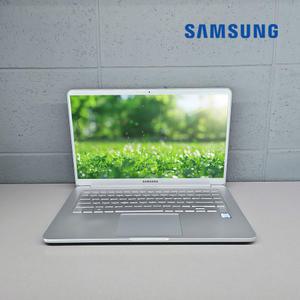 삼성 중고노트북 NT901X5T 8GB 256 990g 초경량 휴대용 사무용
