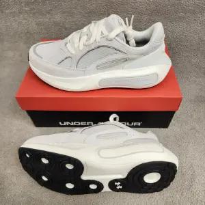 언더아머 UA 팬텀 4 럭스 신발 운동화 3027874-100