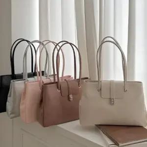 베라 클래식 숄더백