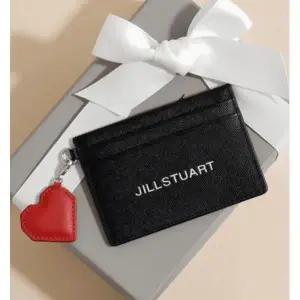 [롯데백화점]질스튜어트 [선물포장] 블랙 로고 포인트 소가죽 카드지갑 JAWA5F470BK
