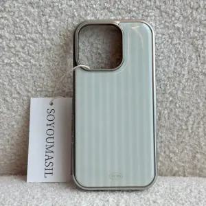 소유마실 [아이폰/갤럭시] Green soft classic 에폭시범퍼케이스 블랙/실버 234236