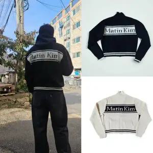 [마뗑킴] 가디건 스펠 KNIT 집업 스트라이프 포인트 블랙 아이보리 울 커플 겨울 신버전