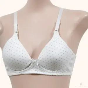 더캔피 75A 아이보리 노와이어 브라 몰드 A컵 브레이지어