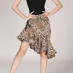 라인댄스치마 호피 사교 밸리 무대 여성 프린트 의상