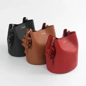 여성 크로스백 원통형버킷백 숄더백 셔링 가죽 참장식 W8D9D71