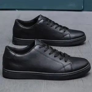 [하프클럽/]남성 캐주얼 스니커즈 화이트 데일리 운동화 블랙