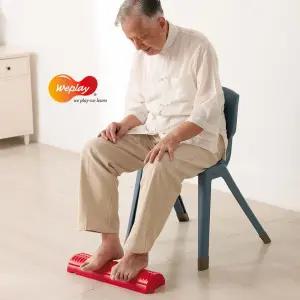 노인 어린이 환자 균형잡기 걷기운동 촉각 발판 시니어 요양원