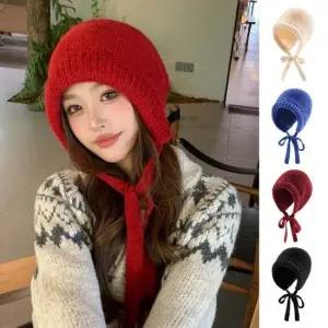 크로스백 활용 니트 벙거지 끈 모자