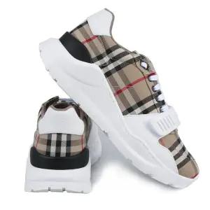 [버버리] 여성 벨크로 스니커즈 8050509 A7028