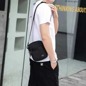 [하프클럽/]남성 블랙 생활방수 옥스포트 미니 크로스백 소지품백