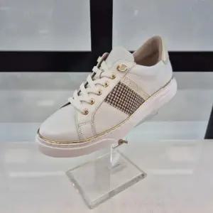 [엘칸토]엘칸토 HC11 소가죽 여성화 V3M0U4V1310 (44825337)