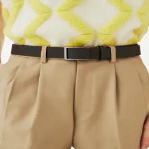 질스튜어트 액세서리 남성 [선물BEST]다크브라운 무광버클장식 소가죽 자동벨트 JUBE4F052W2