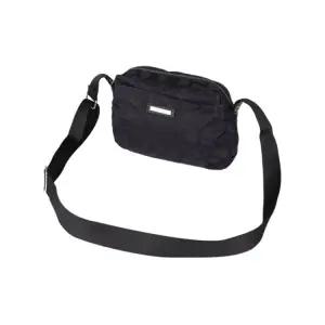 [롯데백화점]크로커다일레이디 로고 패턴 프린트 포켓 크로스백 CLDWB1209