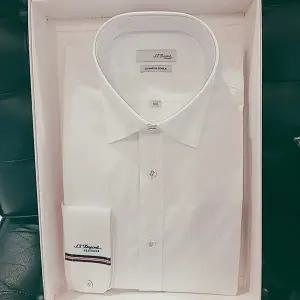 [대구백화점] [듀퐁셔츠]커퍼스와 마이다대 삼색자수 슬림핏셔츠(SE5SM22LS771SWH)