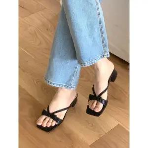 [하프클럽/]스퀘어 리본 뮬슬리퍼 4cm