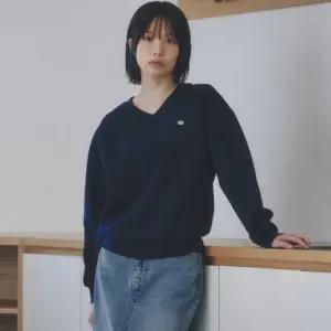 여성) 브이넥 오버핏 맨투맨 (EPF1TR2520C)