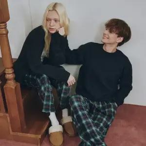 댑 레트로홀리 밍크스판 잠옷바지 공용_GPJ19803