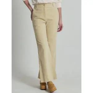 [하프클럽/]시그니처 코듀로이 부츠컷 팬츠 (택가격198000원)