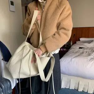 [메이비베이비] Lomme Jumper (카멜베이지)