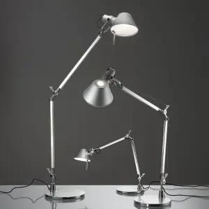 톨로메오 테이블 램프 조명 클램프 아르떼미데 책상