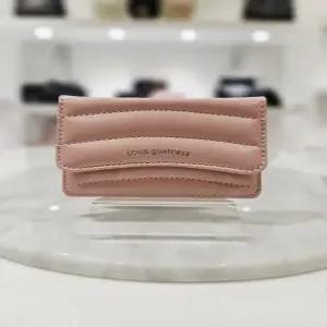 [루이까또즈] 루이까또즈 여성 맥세이프 지갑 SS3QT06PI