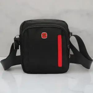 [신세계라이브쇼핑][옷자락] 남성 중년 배색 다용도 포켓 미니백 나일론 크로스백