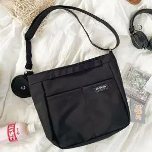 [하프클럽/]가방 캐주얼 추천 고등 대 꾸안꾸 학생 크로스 백 블