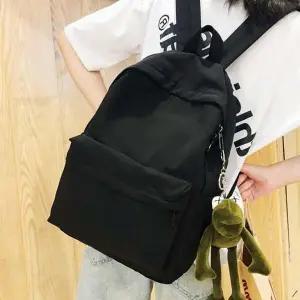 [하프클럽/]대학생 편한 데일리 백팩 남여공용 무지 직장인