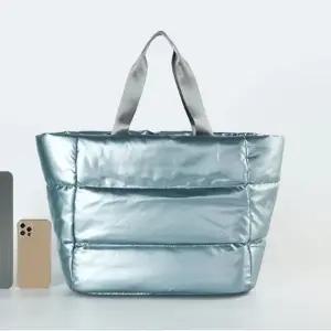 빅숄더 크로스 패딩 숄더백 퀼팅 겨울 가방 블루 (WFKDY0E)