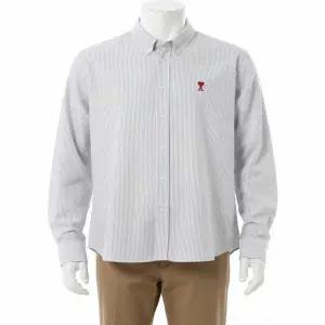 [아미]AMI 25 버튼 다운 드 꾀흐 셔츠 USH063 CO0087 4503 816485