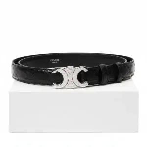 [셀린느]MEDIUM TRIOMPHE BELT IN TAURILLON WITH EMBOSSED 45AKA3ANP 38SI 미디엄 트리옹프 벨트 816533