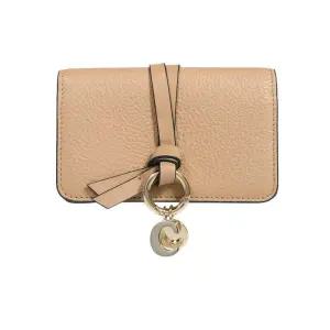 [명품] 25FW 알파벳 코인 카드지갑 라이트탄 CHC21WP015F57 26X