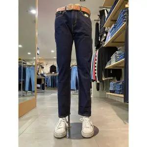 [리바이스][리바_이스] 남성 502 테이퍼드핏 진청 청바지(29507-083M) (P001840397)