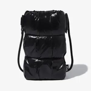 [FILA]  밀라노 미니 크로스백 (FS3BCF6336F_BLK) (FS3BCF6336F_BLK)