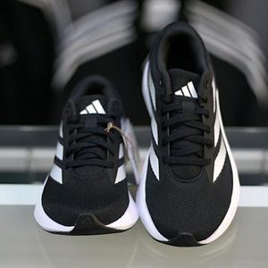 아디다스 세이브존03 여성 듀라모 RC U 운동화 러닝화 블랙  SAVJNID2709JN