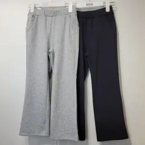 더센트럴 소이 TC01 부츠컷 벨로아 본딩바지  23W0253