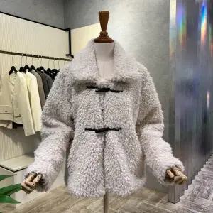 [대구백화점] [ab.f.z]토글 단추 카라 부클 자켓(AOA1HF33A)